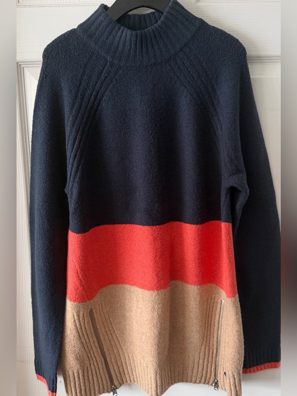 NEW Abercrombie & Fitch Women’s Sweater